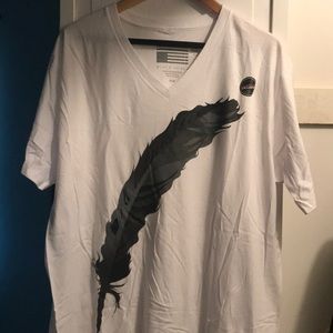 BLACK SCALE V-Neck t-shirt XL New with Tags